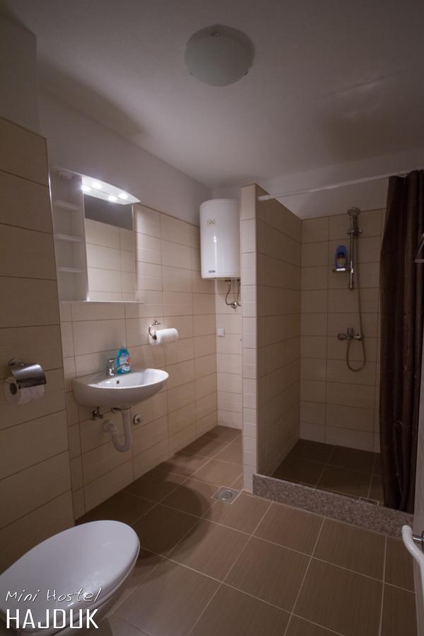 Appartement Apartman Hajduk Konjic Extérieur photo