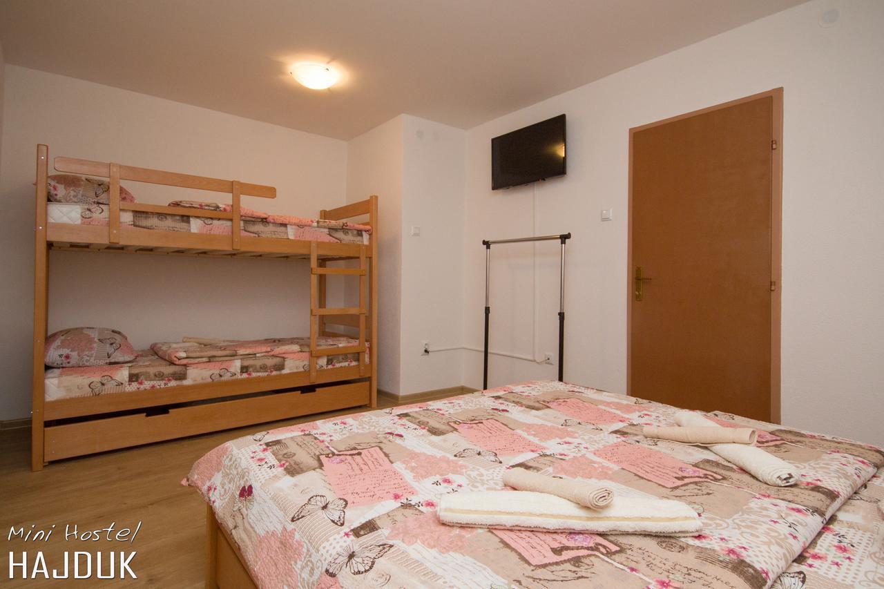 Appartement Apartman Hajduk Konjic Extérieur photo