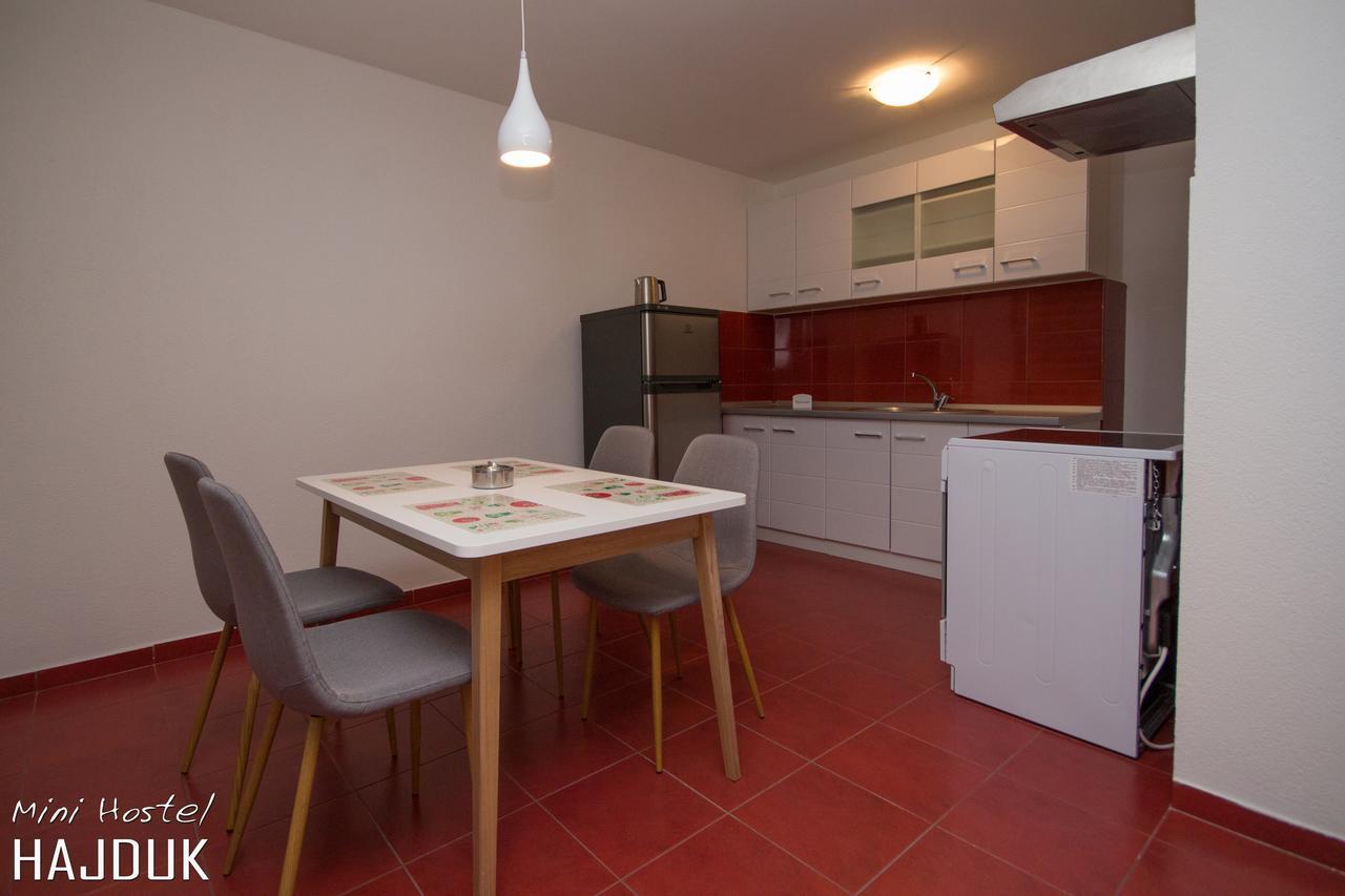 Appartement Apartman Hajduk Konjic Extérieur photo