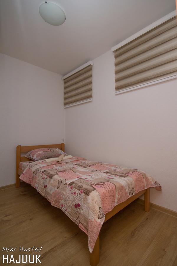 Appartement Apartman Hajduk Konjic Extérieur photo